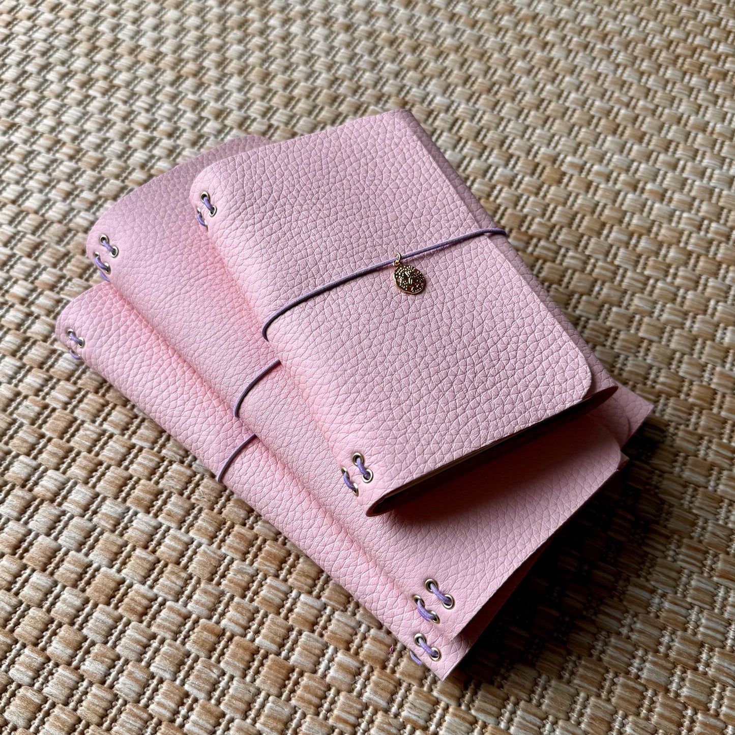 Le Petit Cuir - Rose dragée