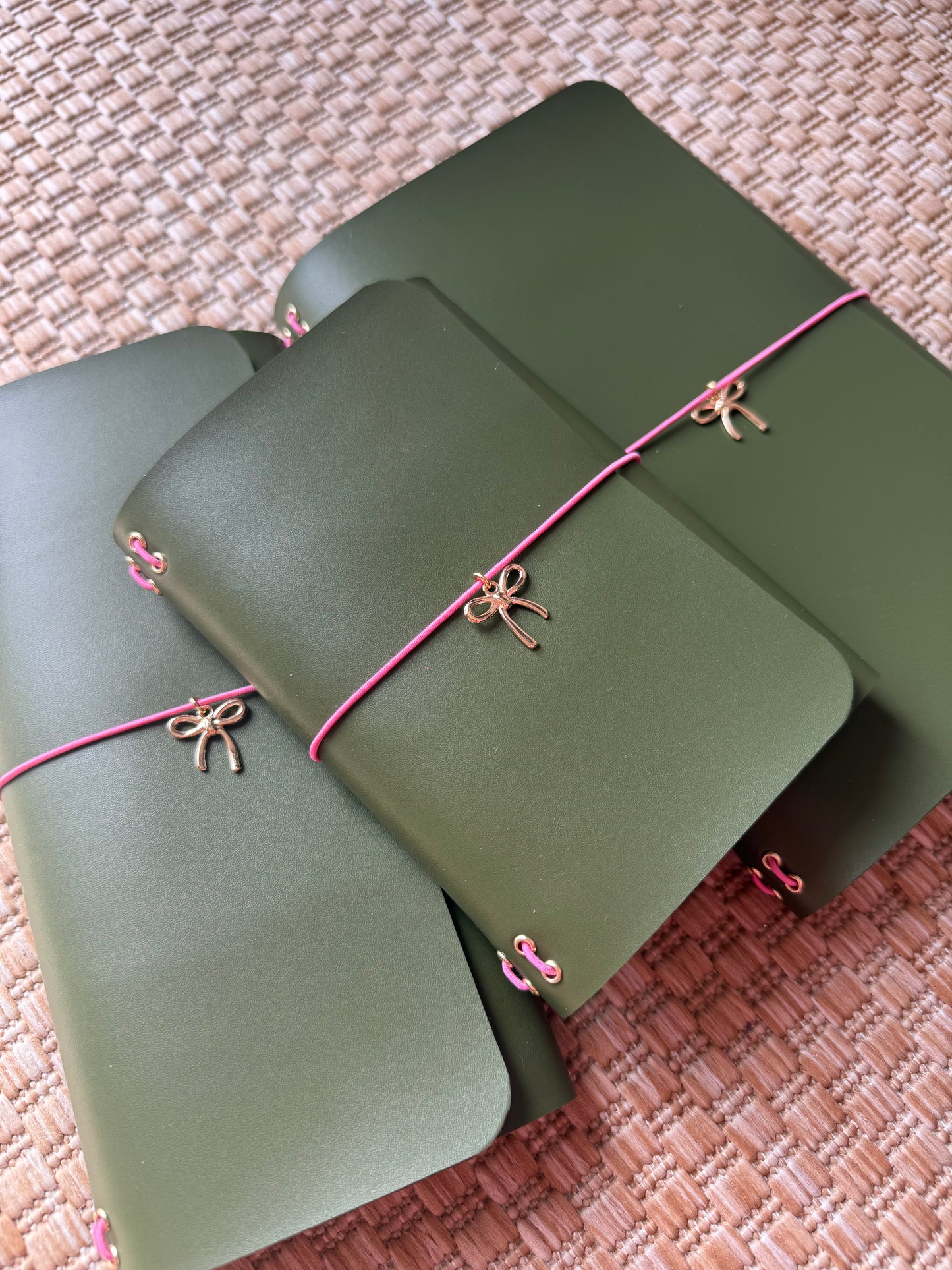 Le Petit Cuir - Olive